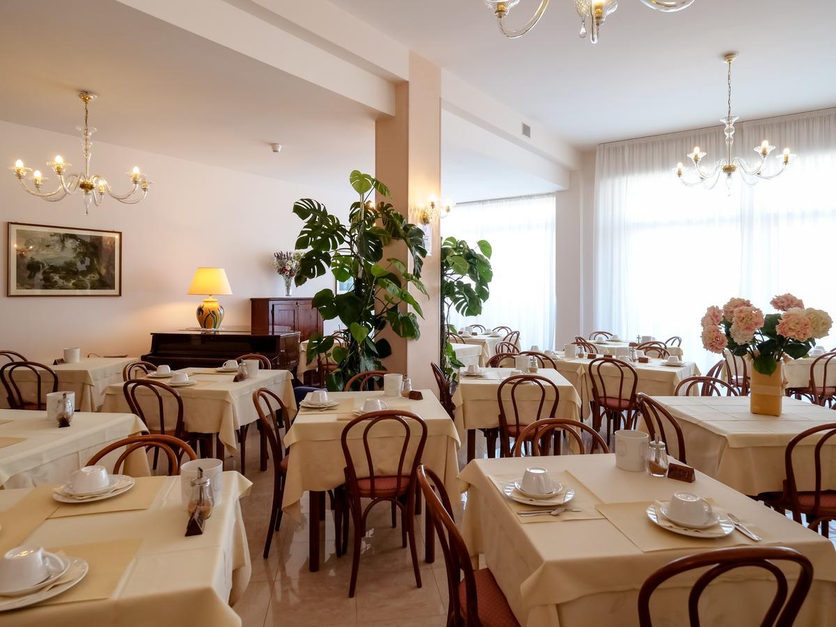 Hotel De La Ville Senigallia Ngoại thất bức ảnh